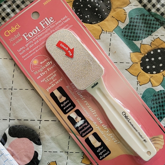 Checi Nickel Foot File for Pedicures at home. Use WET or DRY - Picture 1 of 2